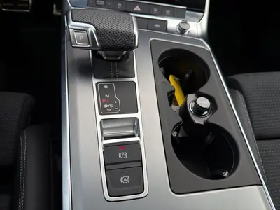 Audi S6 Avant – Foto 11