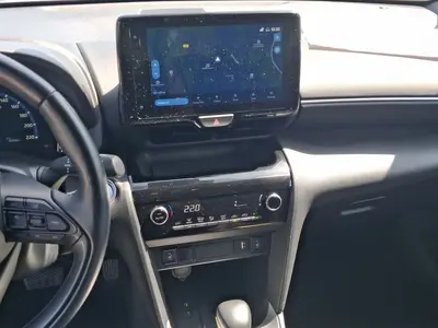 Toyota Yaris Cross – Foto 4