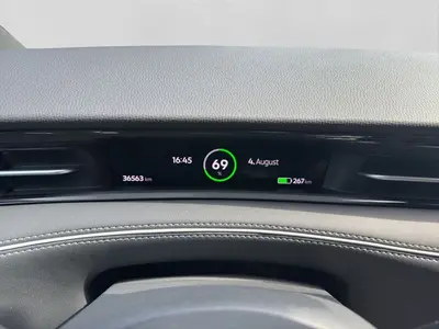 Volkswagen ID.7 Tourer – Foto 10