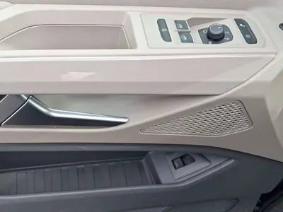 Volkswagen T7 Multivan – Foto 10