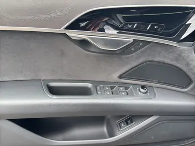 Audi A8 – Foto 8