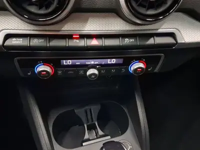 Audi Q2 – Foto 16