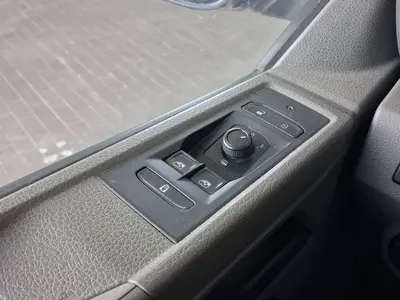 Volkswagen T6.1 Kombi – Foto 10