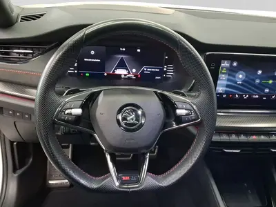 Skoda Octavia – Foto 9