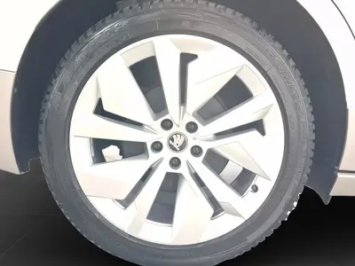 Skoda Enyaq – Foto 7