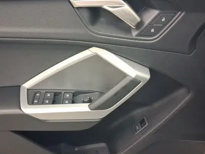 Audi Q3 – Foto 8