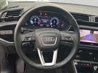 Audi Q3 – Foto 9
