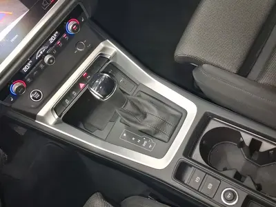 Audi Q3 – Foto 11
