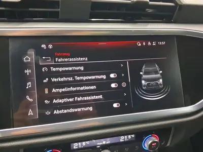 Audi Q3 – Foto 12