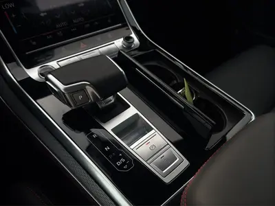 Audi Q7 – Foto 11