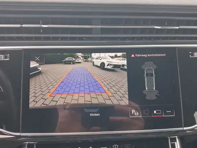 Audi Q7 – Foto 12