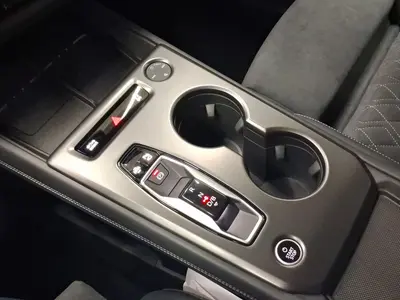 Audi Q4 e-tron – Foto 11
