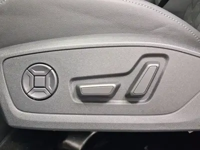 Audi Q4 e-tron – Foto 19