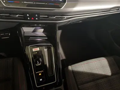 Volkswagen Golf GTI – Foto 11