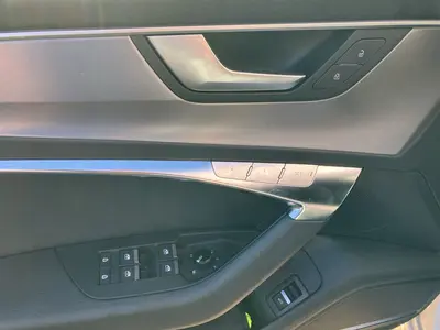 Audi S6 Avant – Foto 8