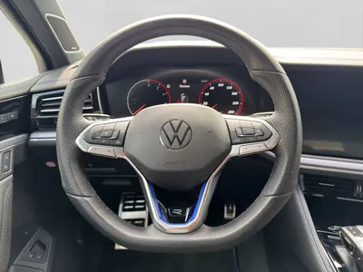 Volkswagen Touareg – Foto 9