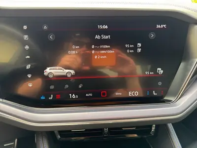 Volkswagen Touareg – Foto 16