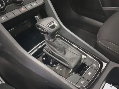 Skoda Karoq – Foto 11