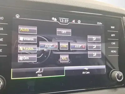 Skoda Karoq – Foto 15