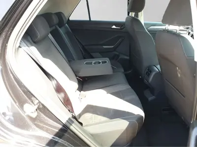 Volkswagen T-Roc – Foto 6