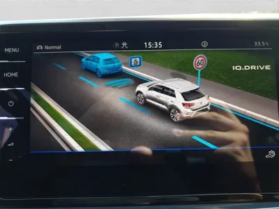 Volkswagen T-Roc – Foto 14