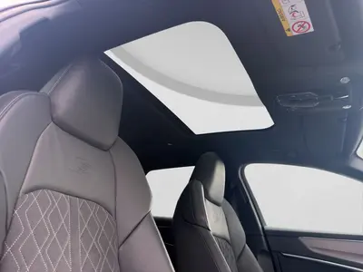 Audi S6 Avant – Foto 18