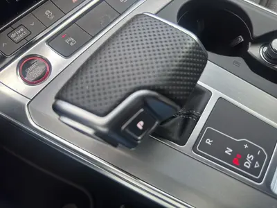Audi S6 Avant – Foto 11
