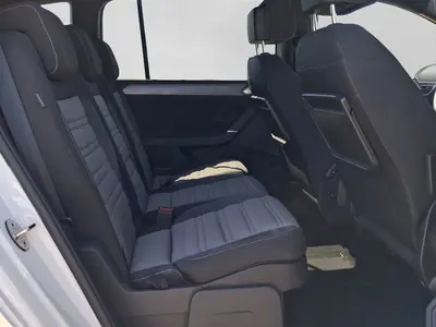 Volkswagen Touran – Foto 6