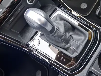 Volkswagen Touran – Foto 11