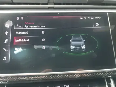 Audi Q8 – Foto 12