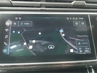 Audi Q8 – Foto 13