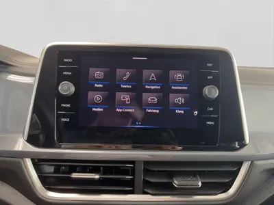 Volkswagen T-Roc – Foto 12