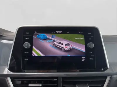 Volkswagen T-Roc – Foto 13