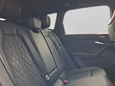 Audi SQ6 SUV e-tron – Foto 6