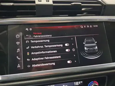 Audi Q3 – Foto 12