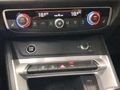 Audi Q3 – Foto 15