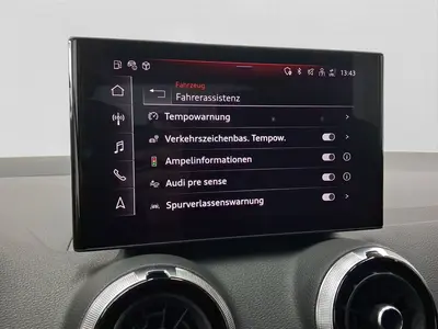 Audi Q2 – Foto 12