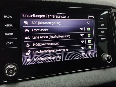 Skoda Karoq – Foto 12