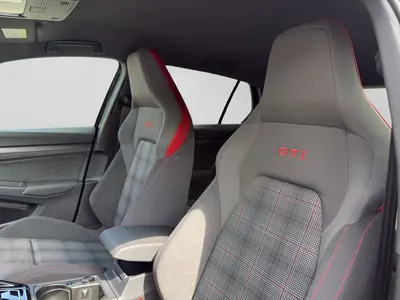 Volkswagen Golf GTI – Foto 17