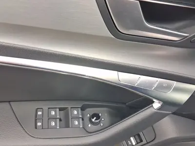 Audi S6 Avant – Foto 8