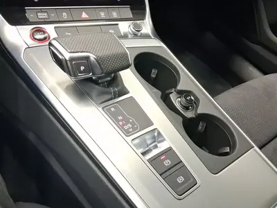 Audi S6 Avant – Foto 11