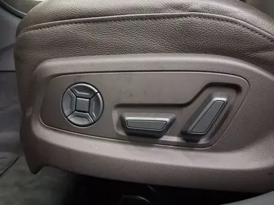 Audi A8 – Foto 19