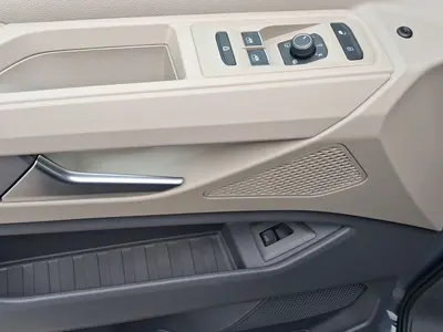 Volkswagen T7 Multivan – Foto 10