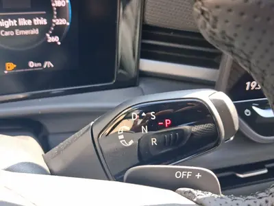 Volkswagen T-Roc – Foto 11