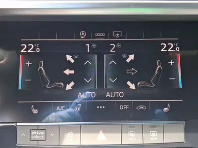 Audi S6 Avant – Foto 14