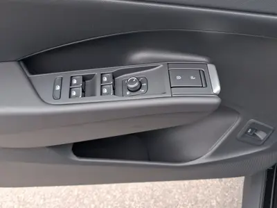 Volkswagen T-Roc – Foto 8
