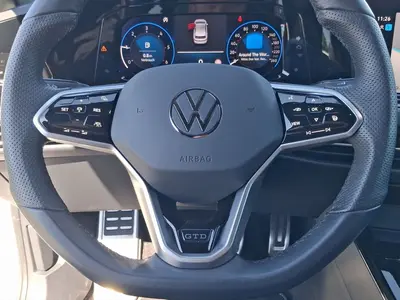 Volkswagen Golf – Foto 9