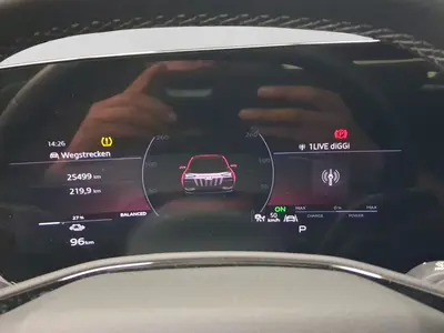 Audi Q6 e-tron – Foto 10