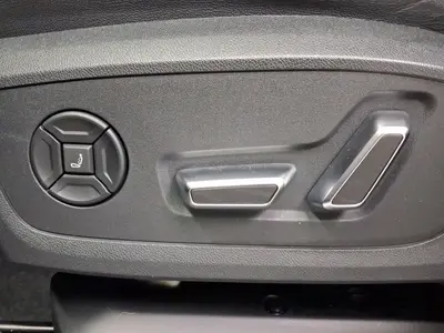 Audi Q6 e-tron – Foto 19