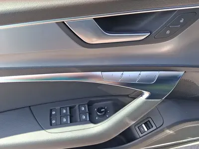 Audi S6 Avant – Foto 8